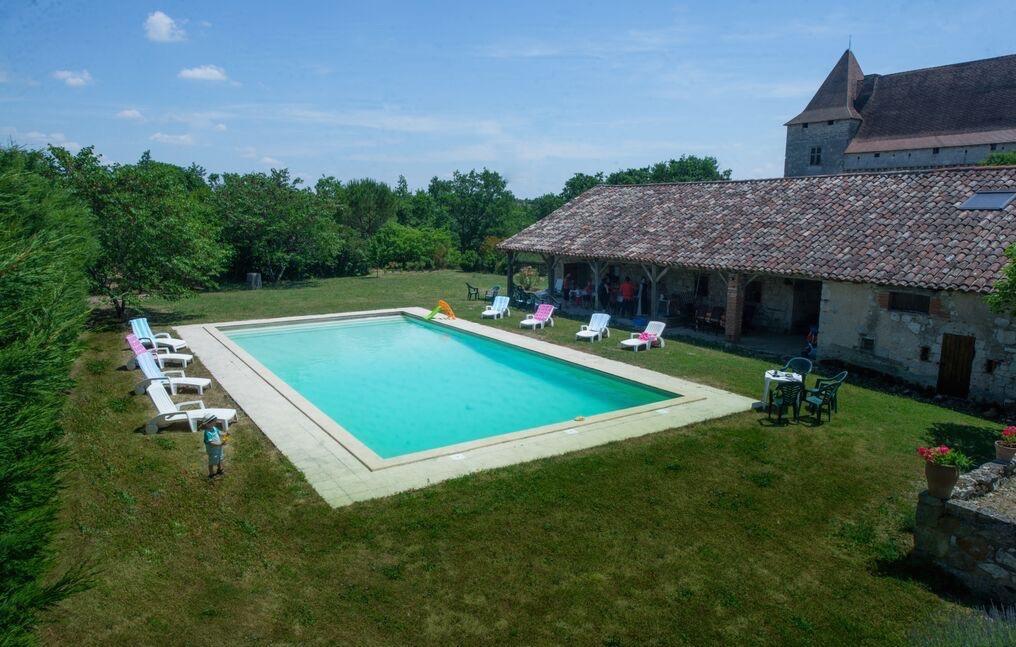 Chateau De Goudourville Exterior photo